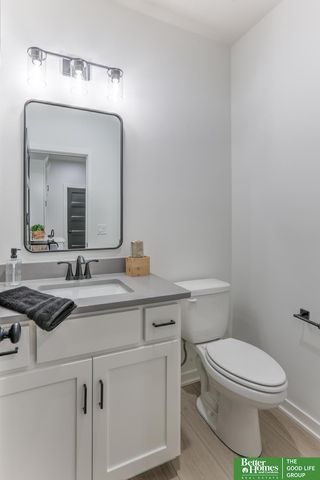 5409 N 196th Avenue, Elkhorn, NE 68022