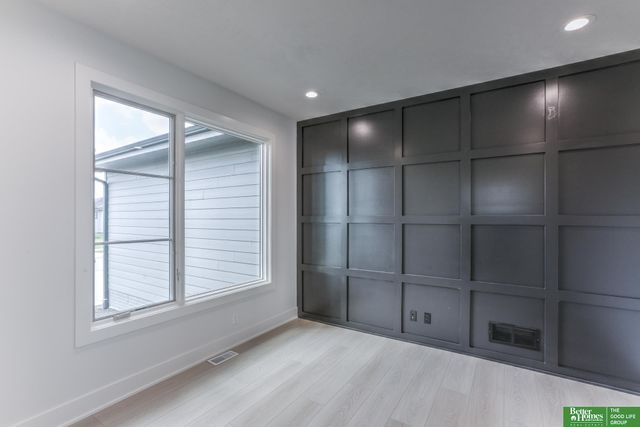 5409 N 196th Avenue, Elkhorn, NE 68022