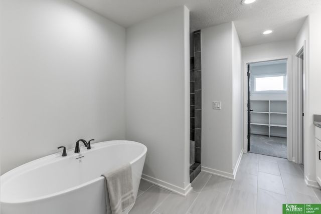 5409 N 196th Avenue, Elkhorn, NE 68022