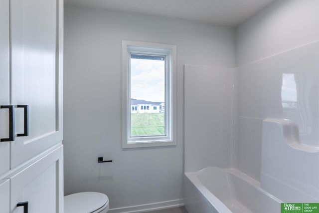 5409 N 196th Avenue, Elkhorn, NE 68022