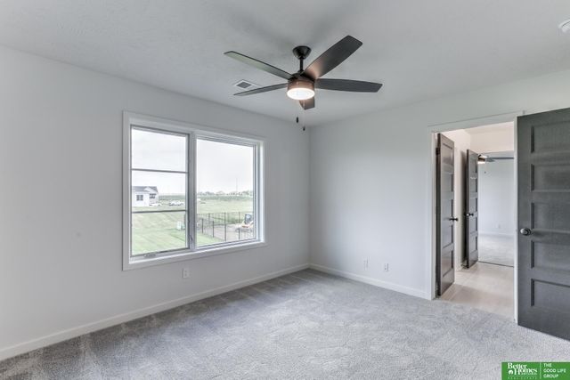 5409 N 196th Avenue, Elkhorn, NE 68022