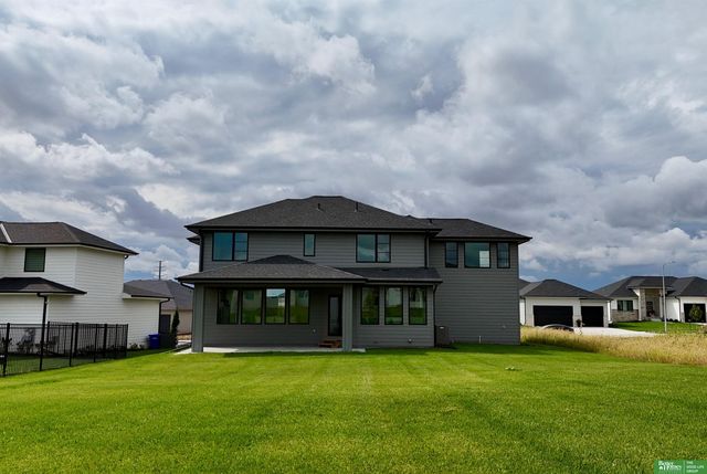 5409 N 196th Avenue, Elkhorn, NE 68022