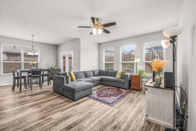 5913 Saddle Pack Drive, Fort Worth, TX 76123