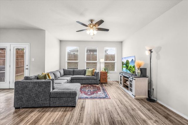 5913 Saddle Pack Drive, Fort Worth, TX 76123