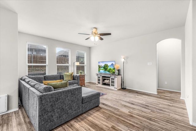 5913 Saddle Pack Drive, Fort Worth, TX 76123