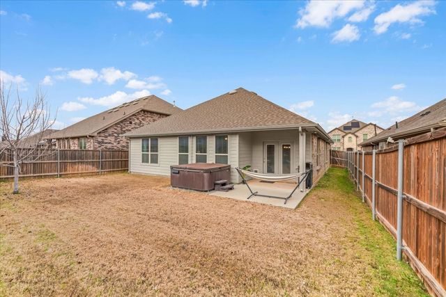 5913 Saddle Pack Drive, Fort Worth, TX 76123