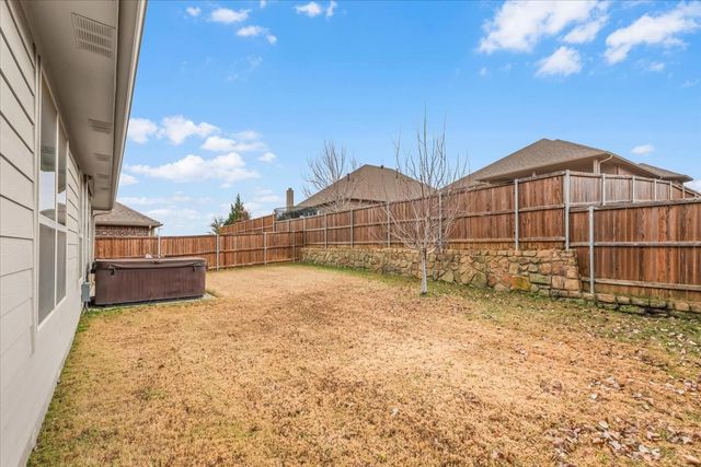 5913 Saddle Pack Drive, Fort Worth, TX 76123