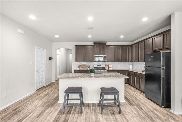 5913 Saddle Pack Drive, Fort Worth, TX 76123