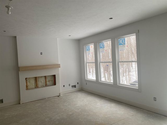 3329 Kings River Street 45, Wyoming, MI 49418