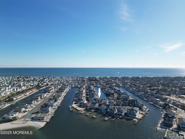 236 Bryn Mawr Avenue, Lavallette, NJ 08735