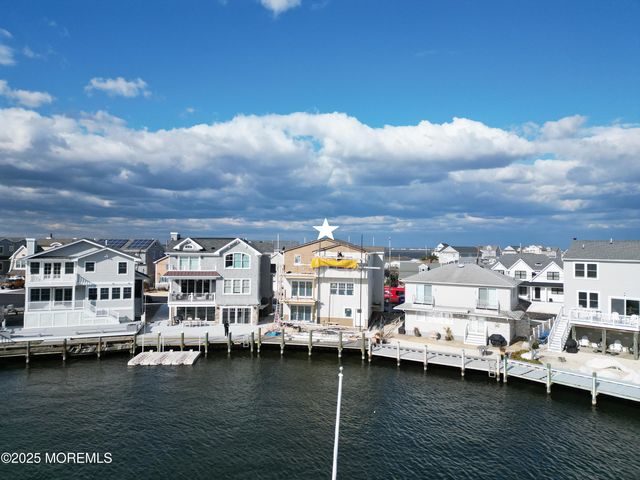 236 Bryn Mawr Avenue, Lavallette, NJ 08735