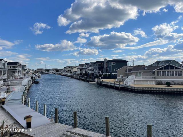 236 Bryn Mawr Avenue, Lavallette, NJ 08735