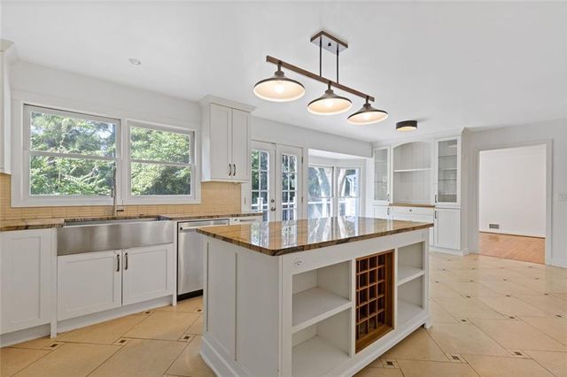 2328 Defoors Ferry Road NW, Atlanta, GA 30318