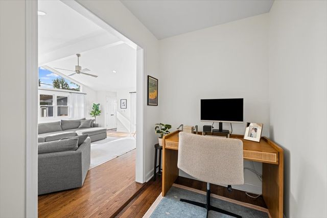 2329 Illinois Road, Northbrook, IL 60062