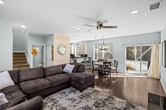 272 Live Oaks Lane, Jupiter, FL 33458