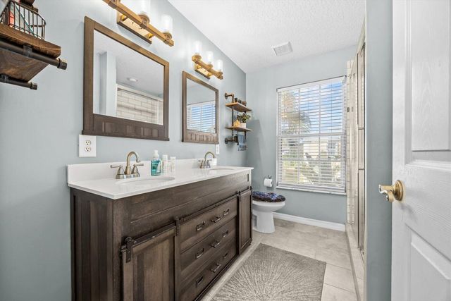 272 Live Oaks Lane, Jupiter, FL 33458