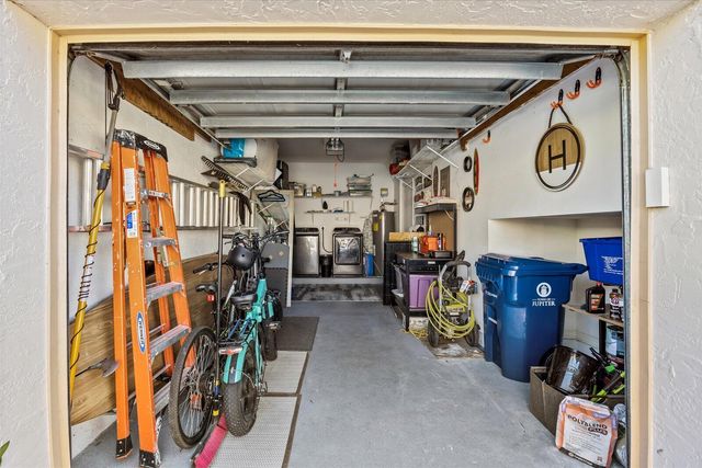 272 Live Oaks Lane, Jupiter, FL 33458