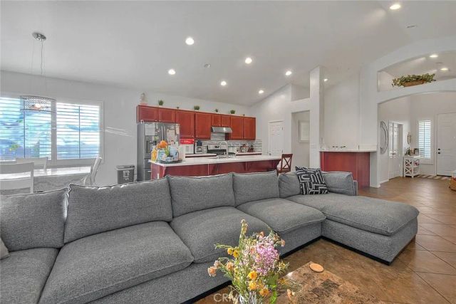 1101 Desert Fox Court, Beaumont, CA 92223