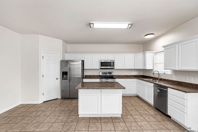 18144 Judy Dr, Prairieville, LA 70769