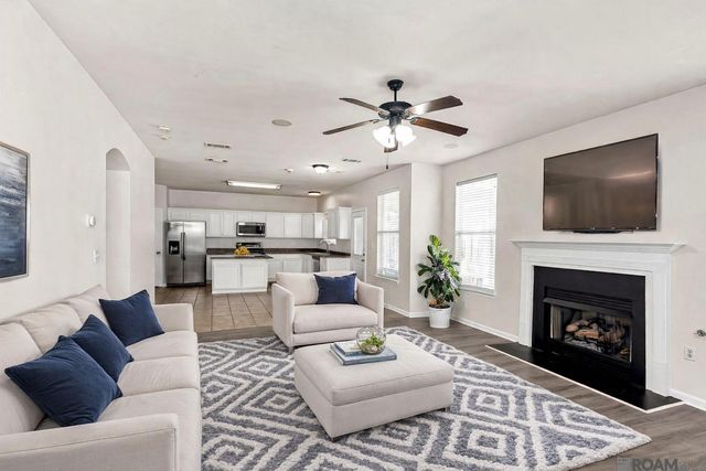 18144 Judy Dr, Prairieville, LA 70769