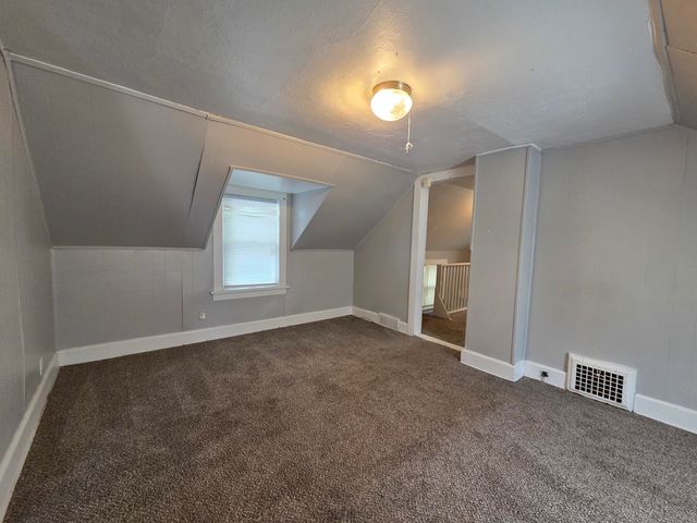 1405 25th Street, Rock Island, IL 61201