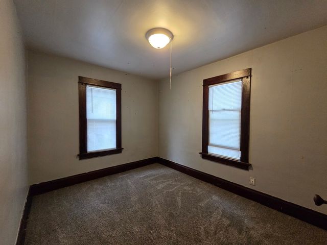 1405 25th Street, Rock Island, IL 61201