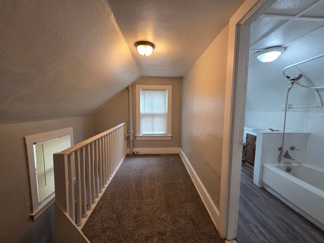 1405 25th Street, Rock Island, IL 61201