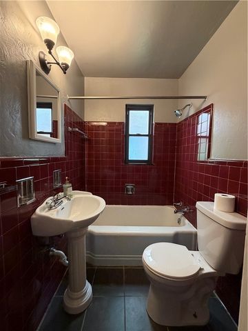 2064 Dartmore St, Overbrook, PA 15210