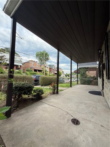 2064 Dartmore St, Overbrook, PA 15210