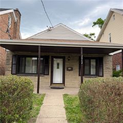 2064 Dartmore St, Overbrook, PA 15210