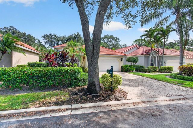 5225 Brookview Drive, Boynton Beach, FL 33437