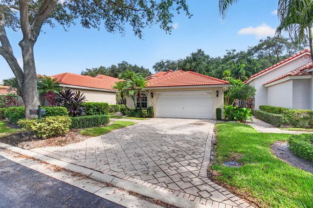 5225 Brookview Drive, Boynton Beach, FL 33437