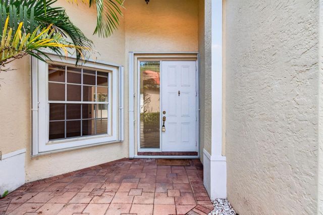 5225 Brookview Drive, Boynton Beach, FL 33437