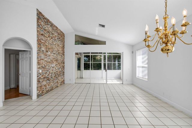 5225 Brookview Drive, Boynton Beach, FL 33437