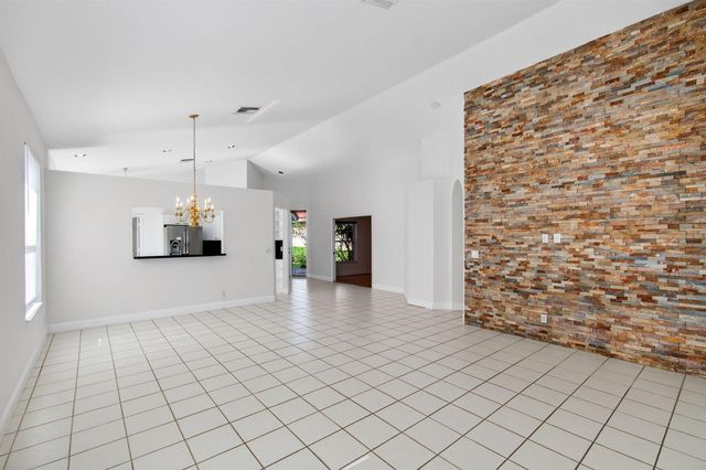 5225 Brookview Drive, Boynton Beach, FL 33437