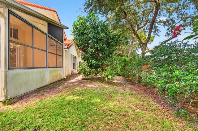 5225 Brookview Drive, Boynton Beach, FL 33437