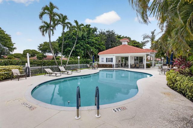 5225 Brookview Drive, Boynton Beach, FL 33437