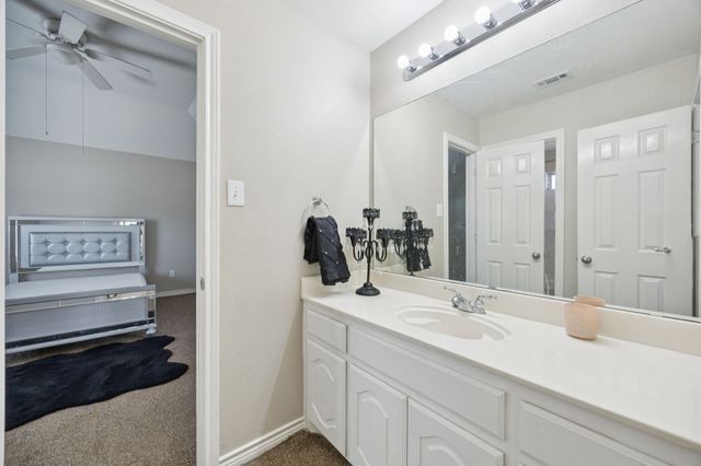 7724 Brook Meadow Lane, Fort Worth, TX 76133