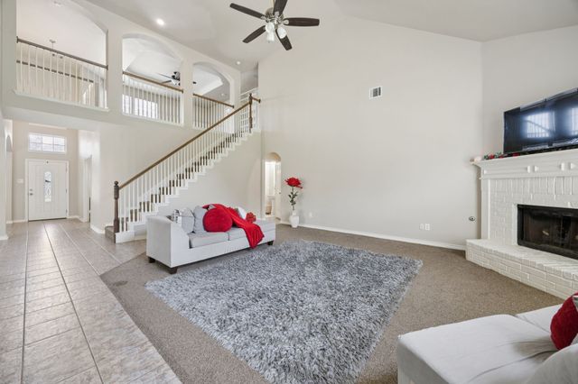 7724 Brook Meadow Lane, Fort Worth, TX 76133
