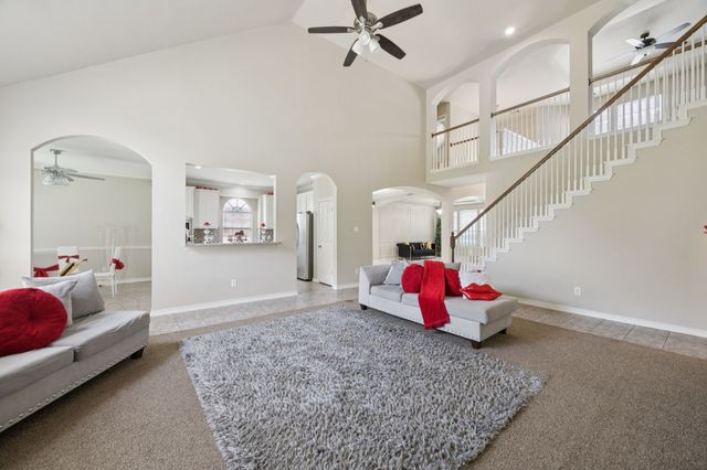 7724 Brook Meadow Lane, Fort Worth, TX 76133