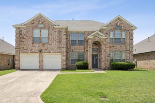 7724 Brook Meadow Lane, Fort Worth, TX 76133