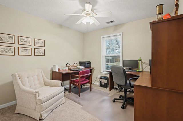 6593 WOODPARK LN, Bartlett, TN 38135