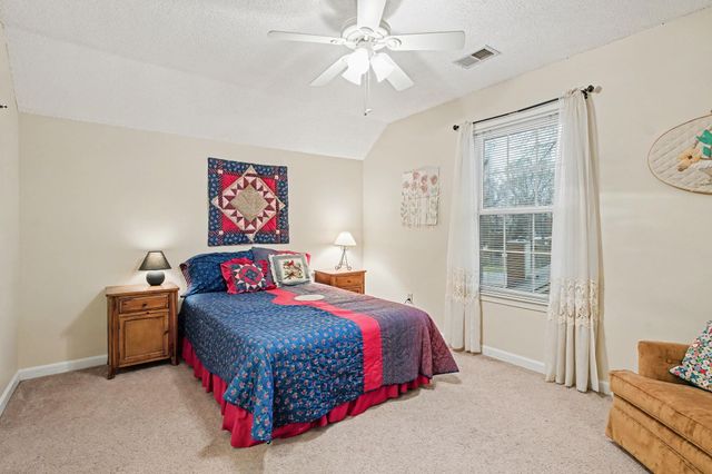 6593 WOODPARK LN, Bartlett, TN 38135