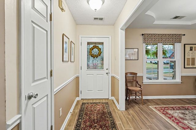 6593 WOODPARK LN, Bartlett, TN 38135