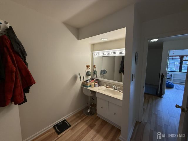 11 Walton Court, East Brunswick, NJ 08816