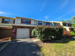 11 Walton Court, East Brunswick, NJ 08816