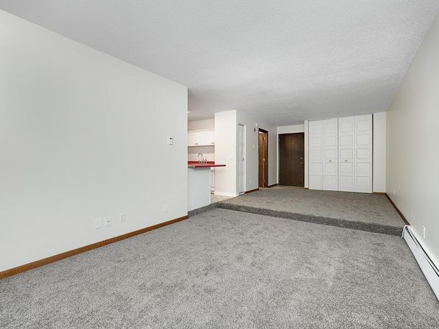 1601 N Innsbruck Drive 361NE, Fridley, MN 55432