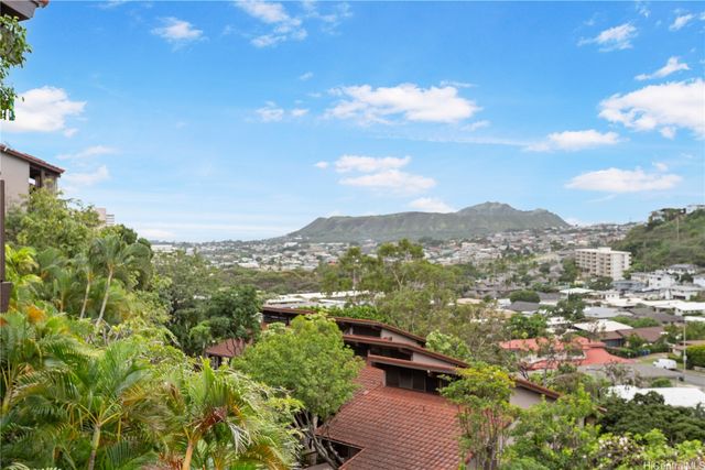 1487 Hiikala Place 39, Honolulu, HI 96816