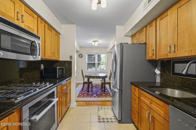 1712 Country Mill Drive, East Windsor, NJ 08512