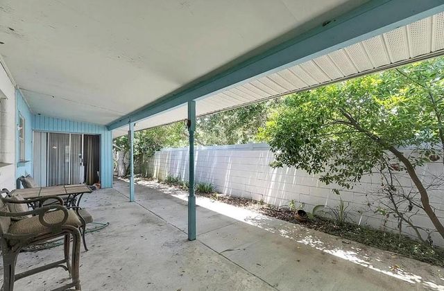 2695 S EAST AVENUE, Sarasota, FL 34239